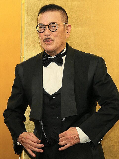 千叶真一尸骨未寒.债主已找上门讨债