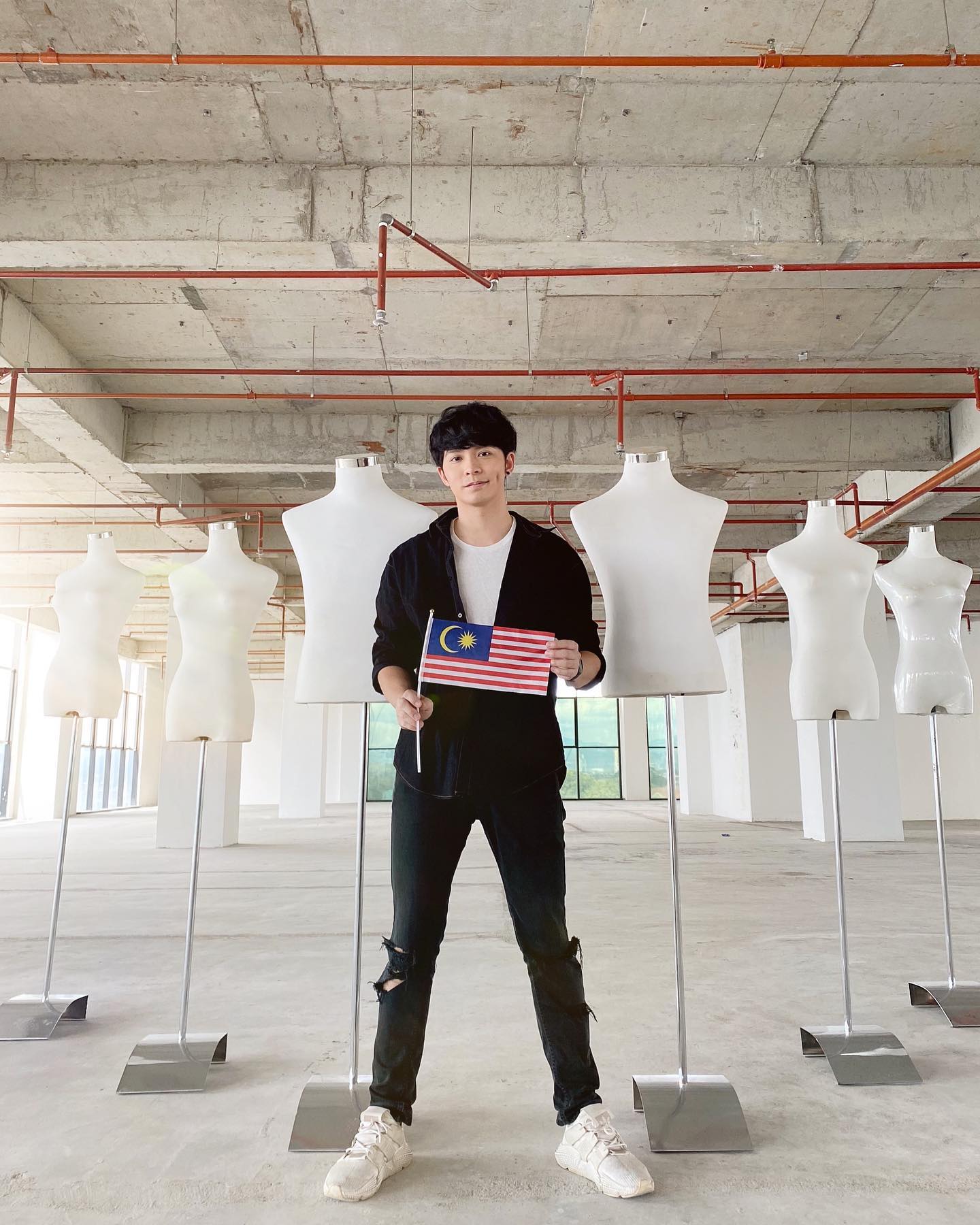 欢庆大马64岁生日.众星创意祝福超有爱