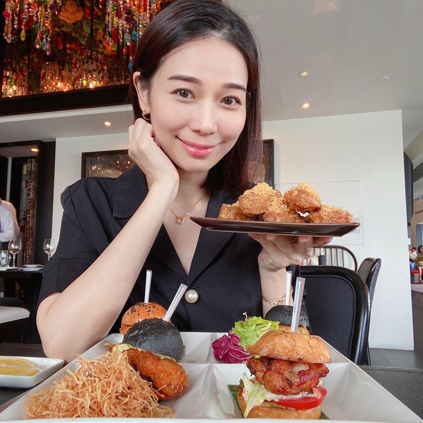 欢庆大马64岁生日.众星创意祝福超有爱