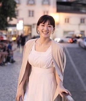 高烧不退4度采检·绫濑遥确诊冠病进院