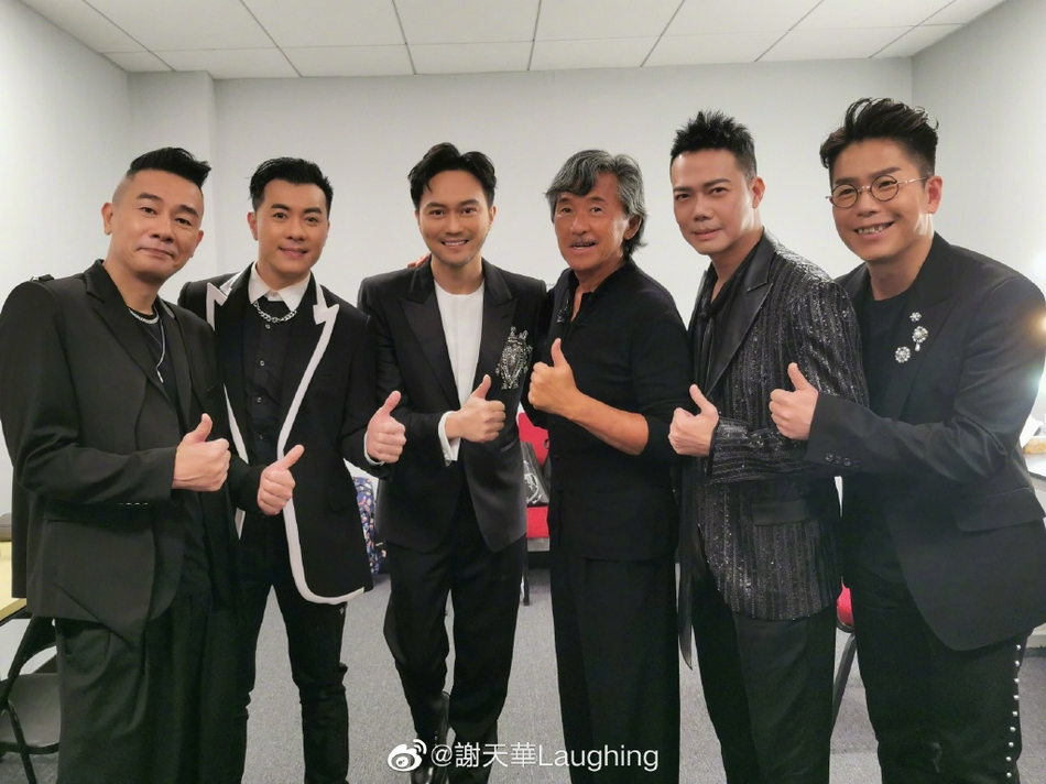  73岁林子祥斜背布袋现身机场‧打扮获赞接地气