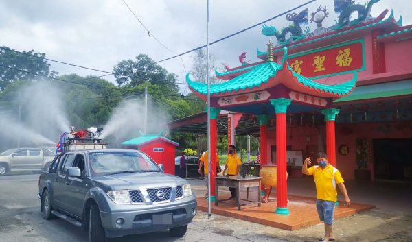 多区爆发疫情 曼绒治安自救会忙消毒