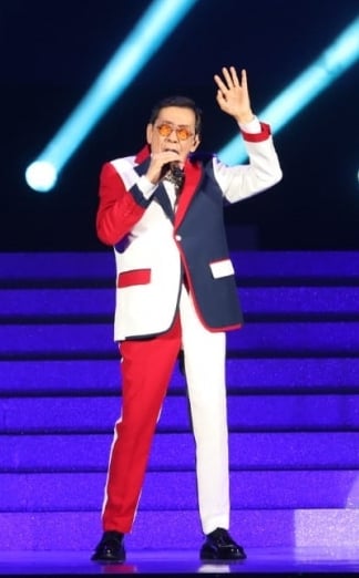 96岁Uncle Ray 11月红馆开唱．打破89岁胡枫纪录