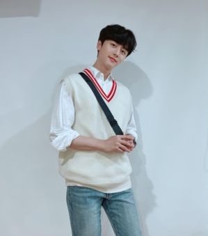 “不打疫苗不会感染”．韩男团队长被骂翻后道歉