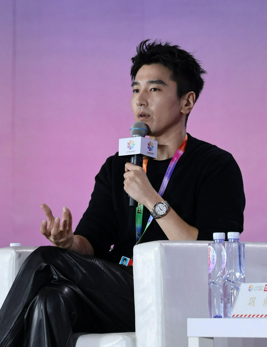 “演员不需要技巧”．巩俐：用心感受！