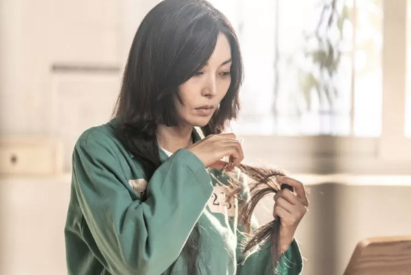 《上3》结局网想飙脏话‧金素妍含泪真剪长发