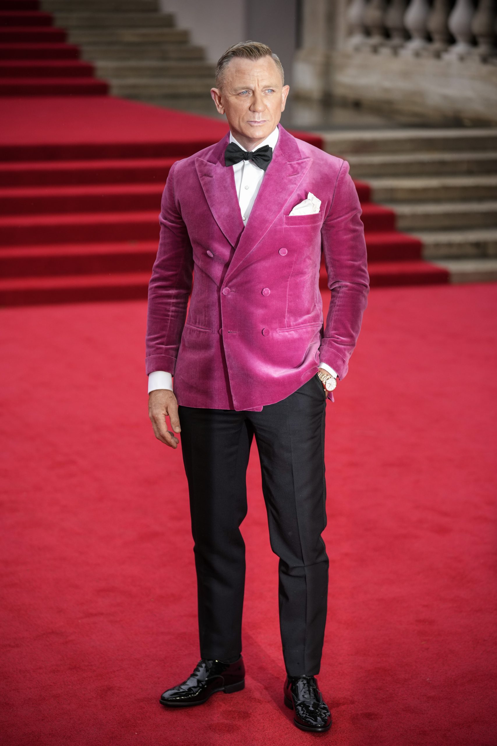 《No Time To Die》首映细雨呼应.丹尼尔激动不舍