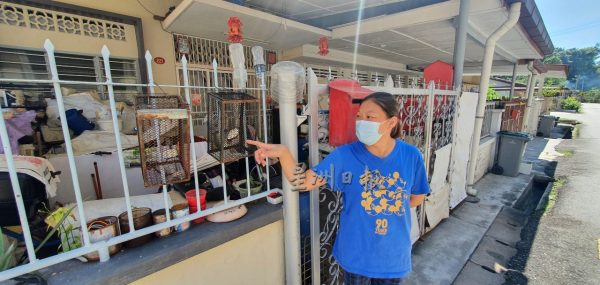 不满餐馆倒厨余入沟,住宅区遇闪电水灾会飘“咖喱味”