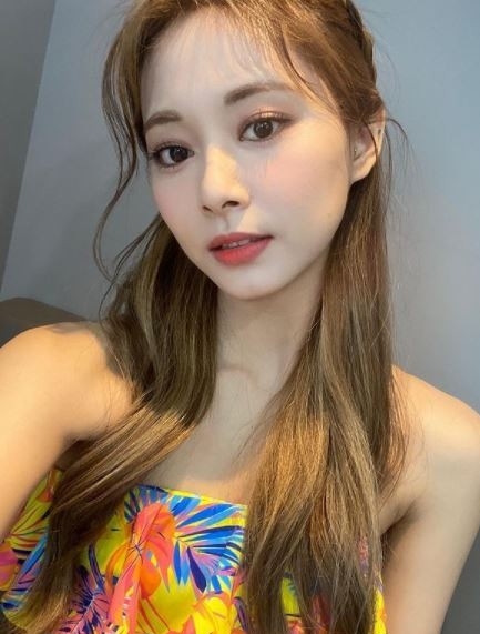 中国演艺圈整肃扫到周子瑜? 韩媒怒斥:犯什么罪?