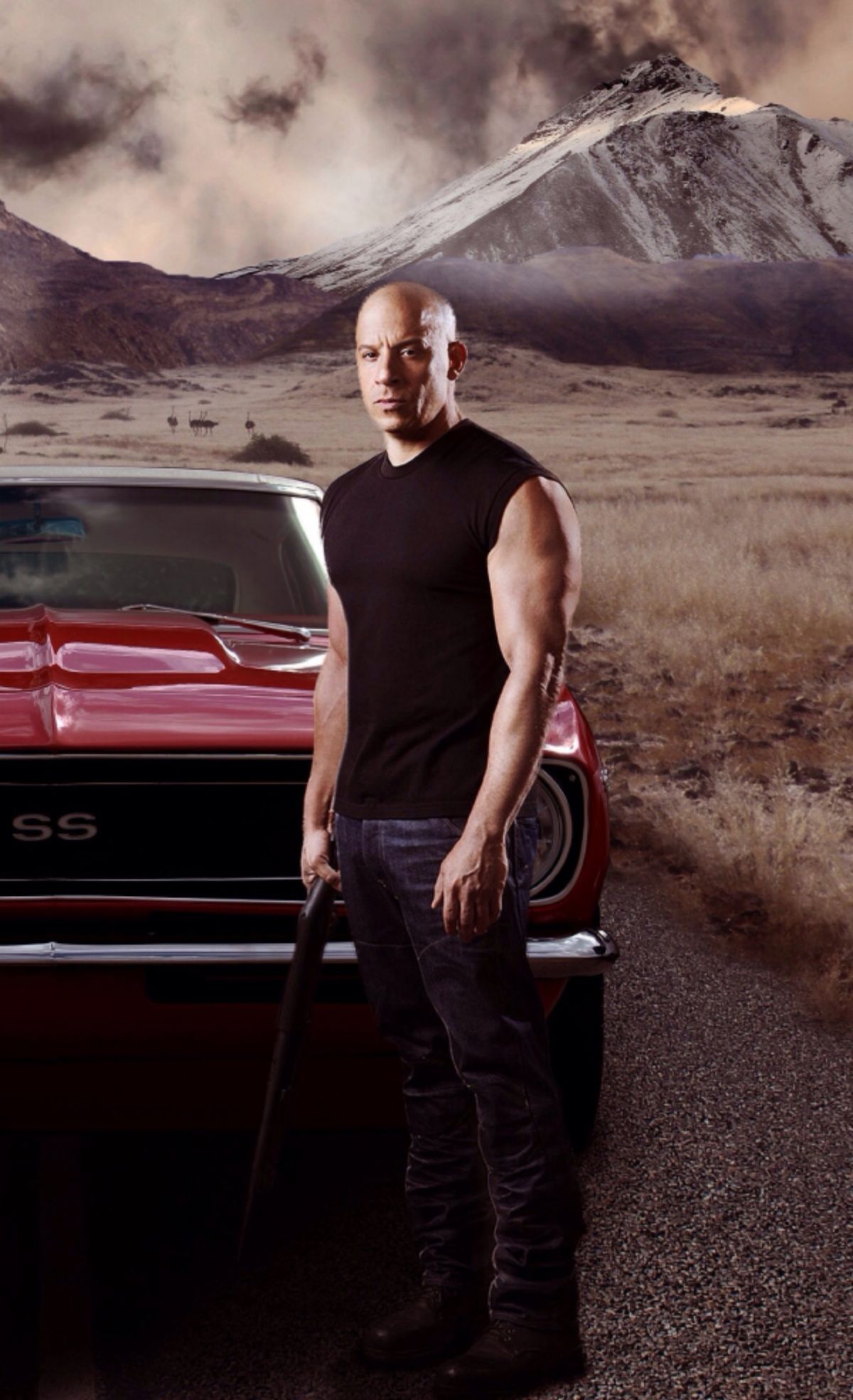 云廸素挺大肚腩玩手机‧六块肌全消失