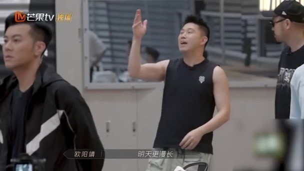 人气垫底不主动淘汰‧敖犬晋级挨骂没担当