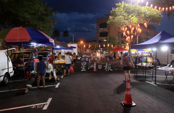供fb／芙蓉夜市获放宽营业3周了，营业的档口及人潮也逐渐回流！
