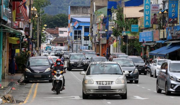 供FB/违例泊车严阻交通,芙市厅探讨落实“锁轮”