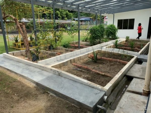 供fb：三民华小特殊班获“已故余丽珺”捐款5万提升课室