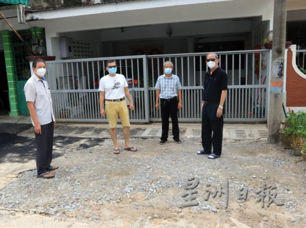砖石花园地下输水管屡爆裂,居民希望州政府更换