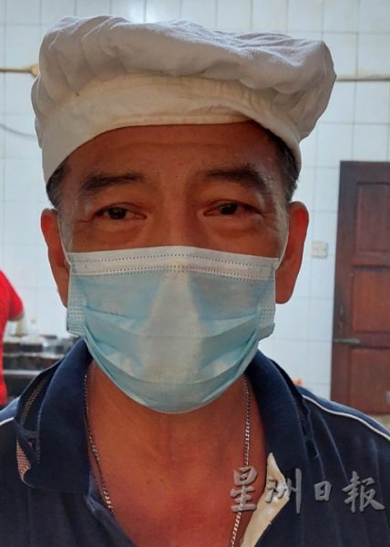 供fb:走遍晏斗小镇,找不到开放堂食的华裔饮食店