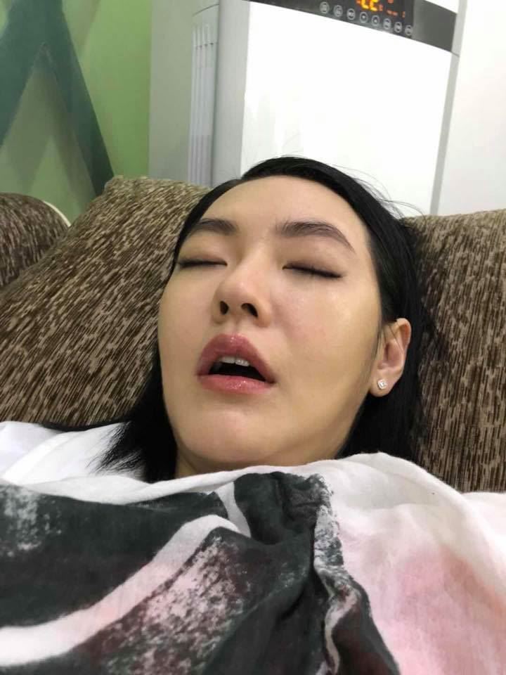 傻眼! 小S熟睡照衰变诈骗广告