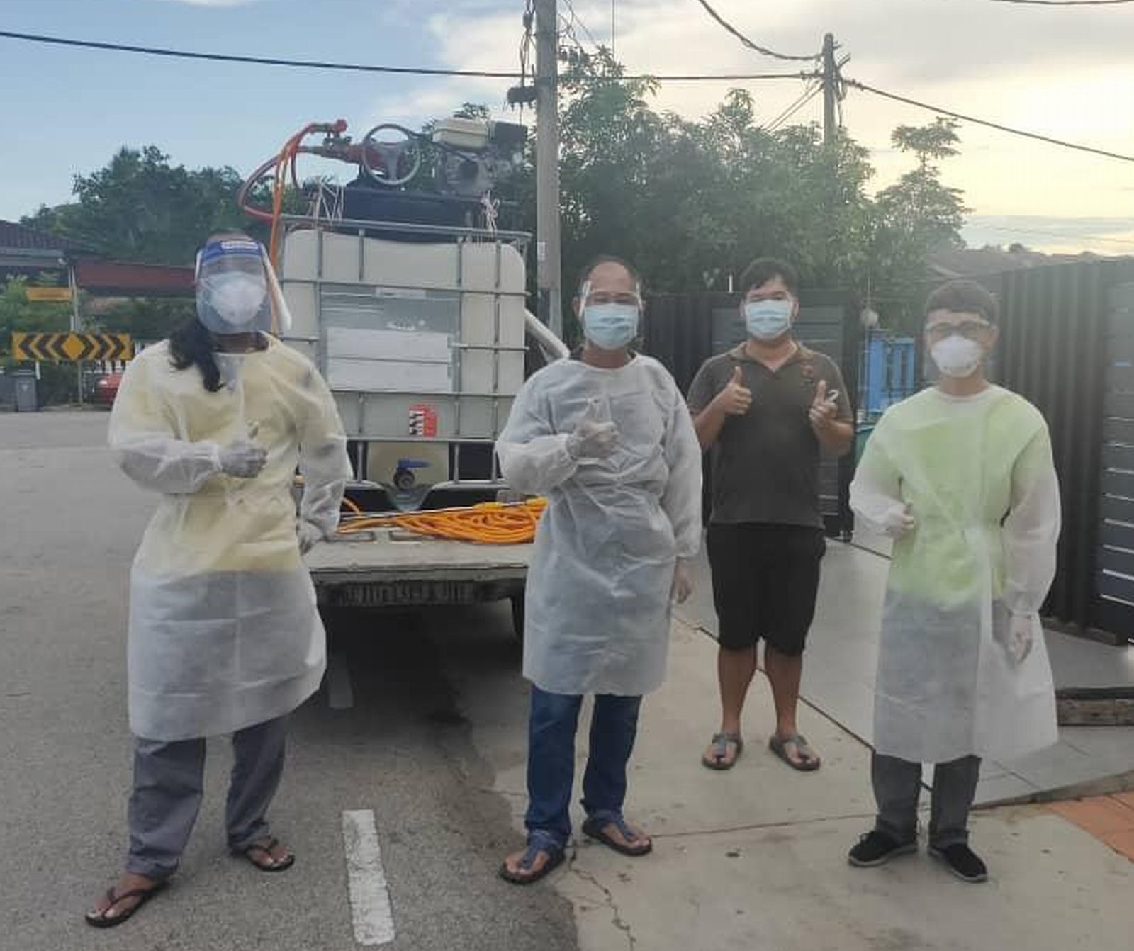 全国：★暖势力（尽快下版）：柔佛东甲“芒果树下爱心角落”传递爱