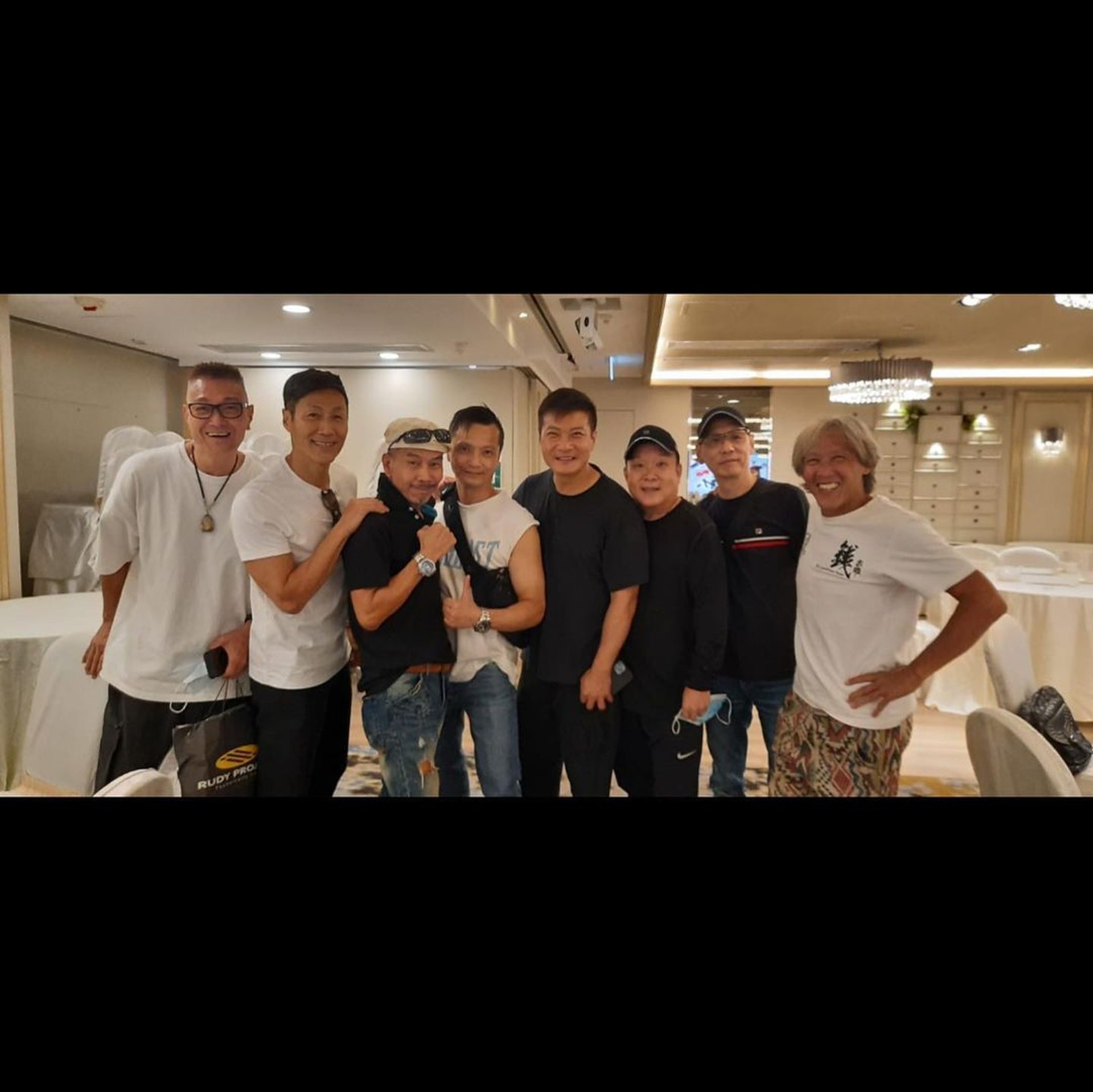 卢惠光与昔日武打影星聚会‧林国斌戴名表显阔气