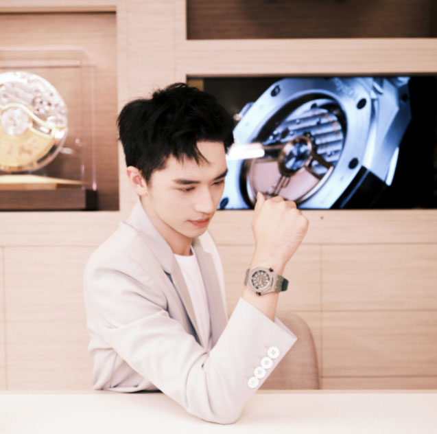 又有品牌惹辱华争议．鹿晗许魏洲被叫速解约