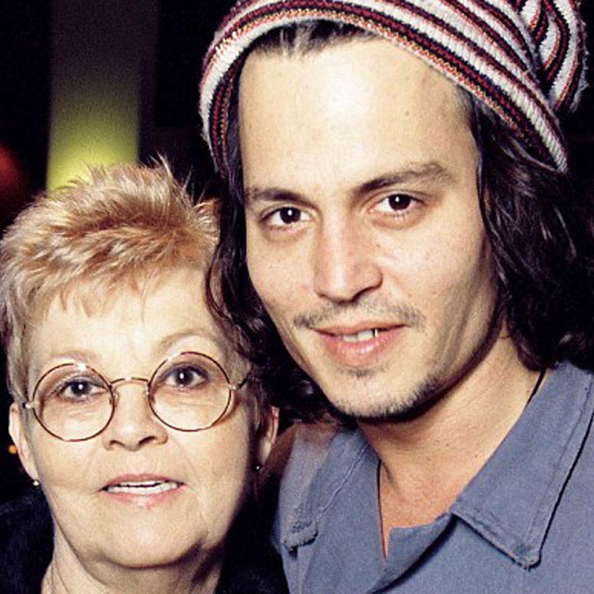 双亲离婚文件揭秘.尊尼特普尚未成年被母亲抛弃