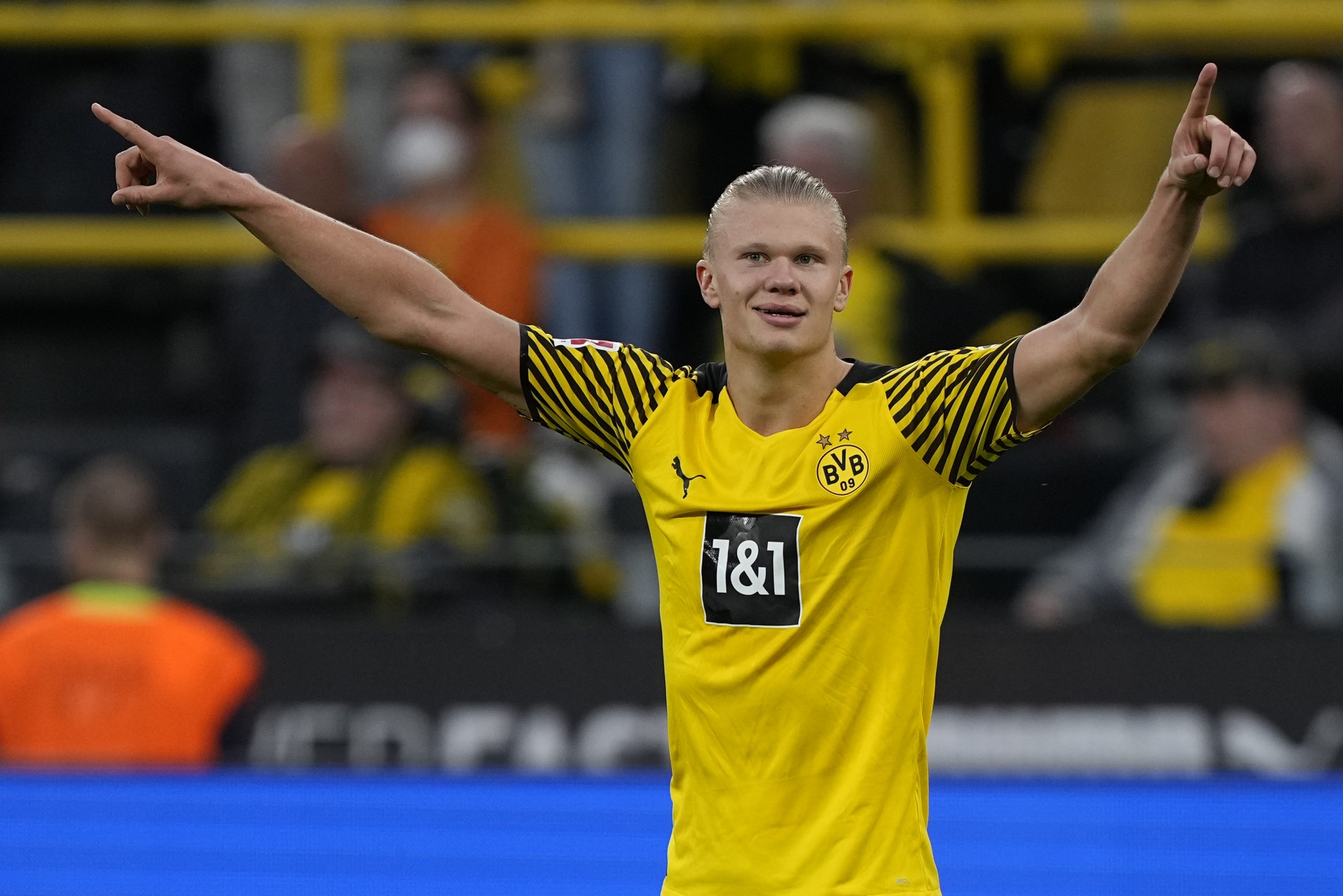 双响炮率多特挫柏林联 哈兰德本季已轰16球