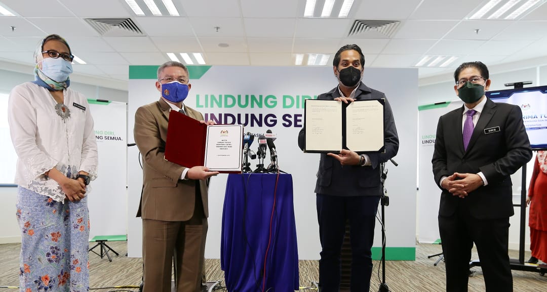 只需出示学生证 阿汉：公立私立大学生可登门接种