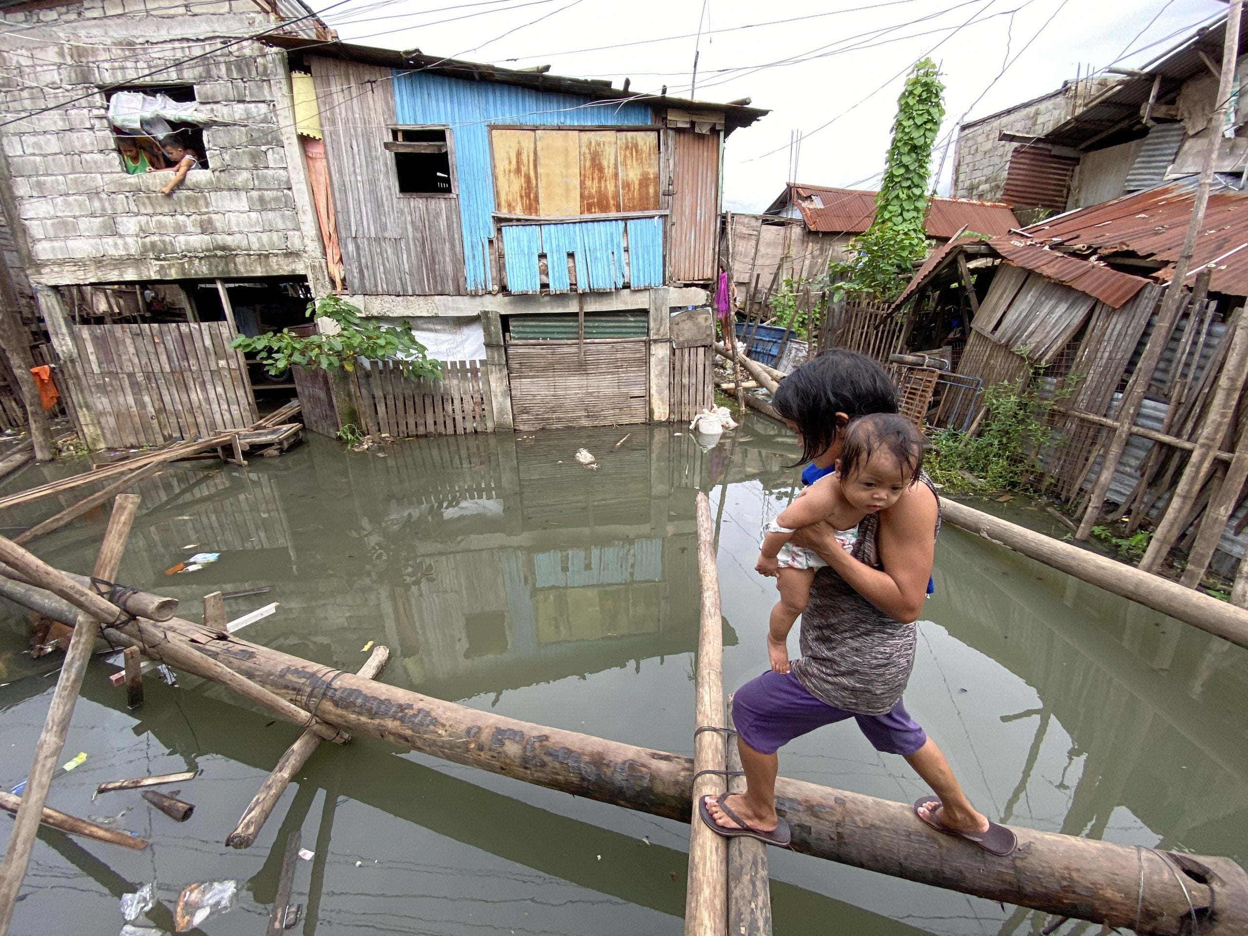 台风璨都袭台 基隆屿封岛3天