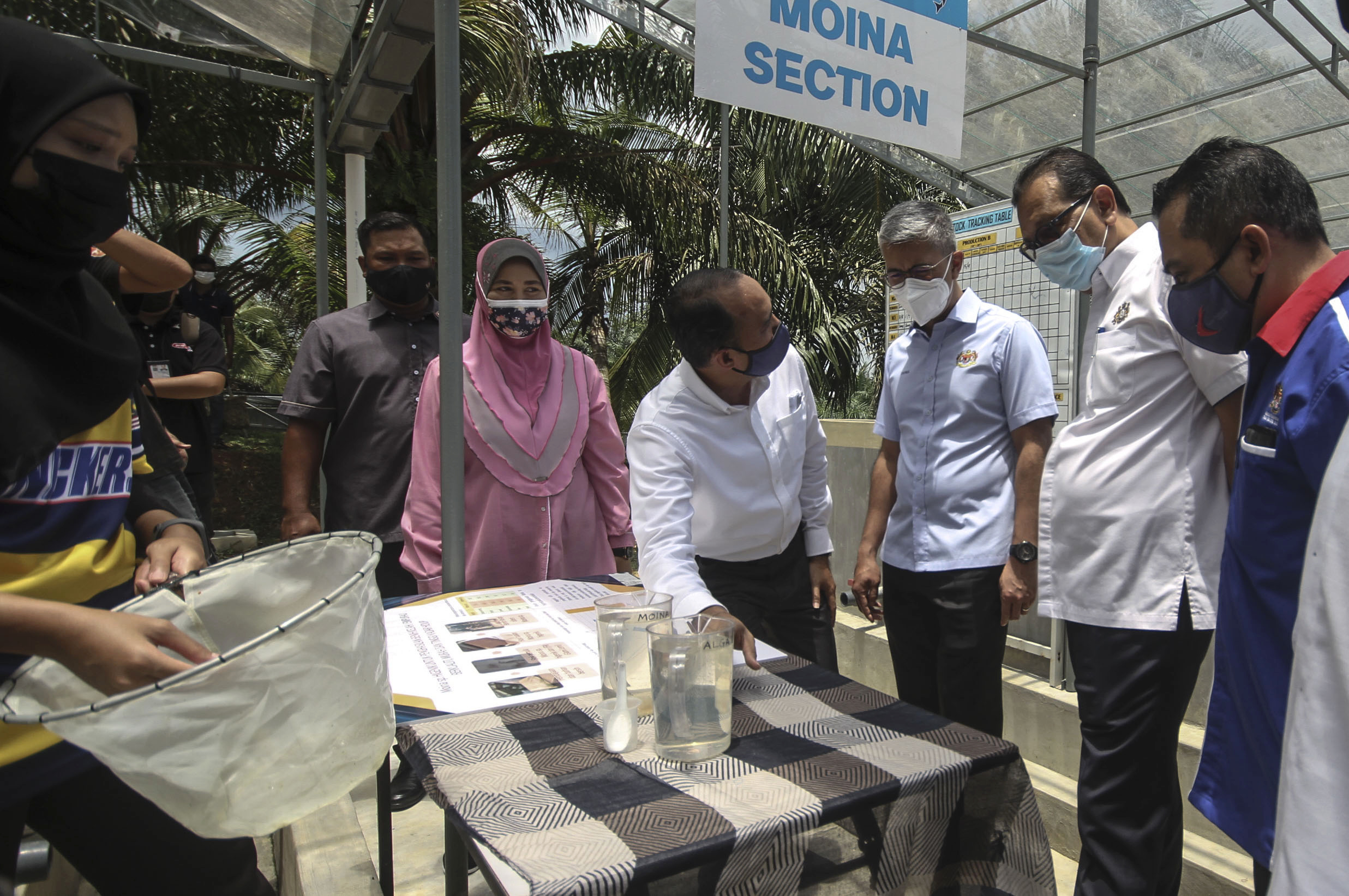 国：出口至海外，财长视察古来养殖鱼公司发展成果