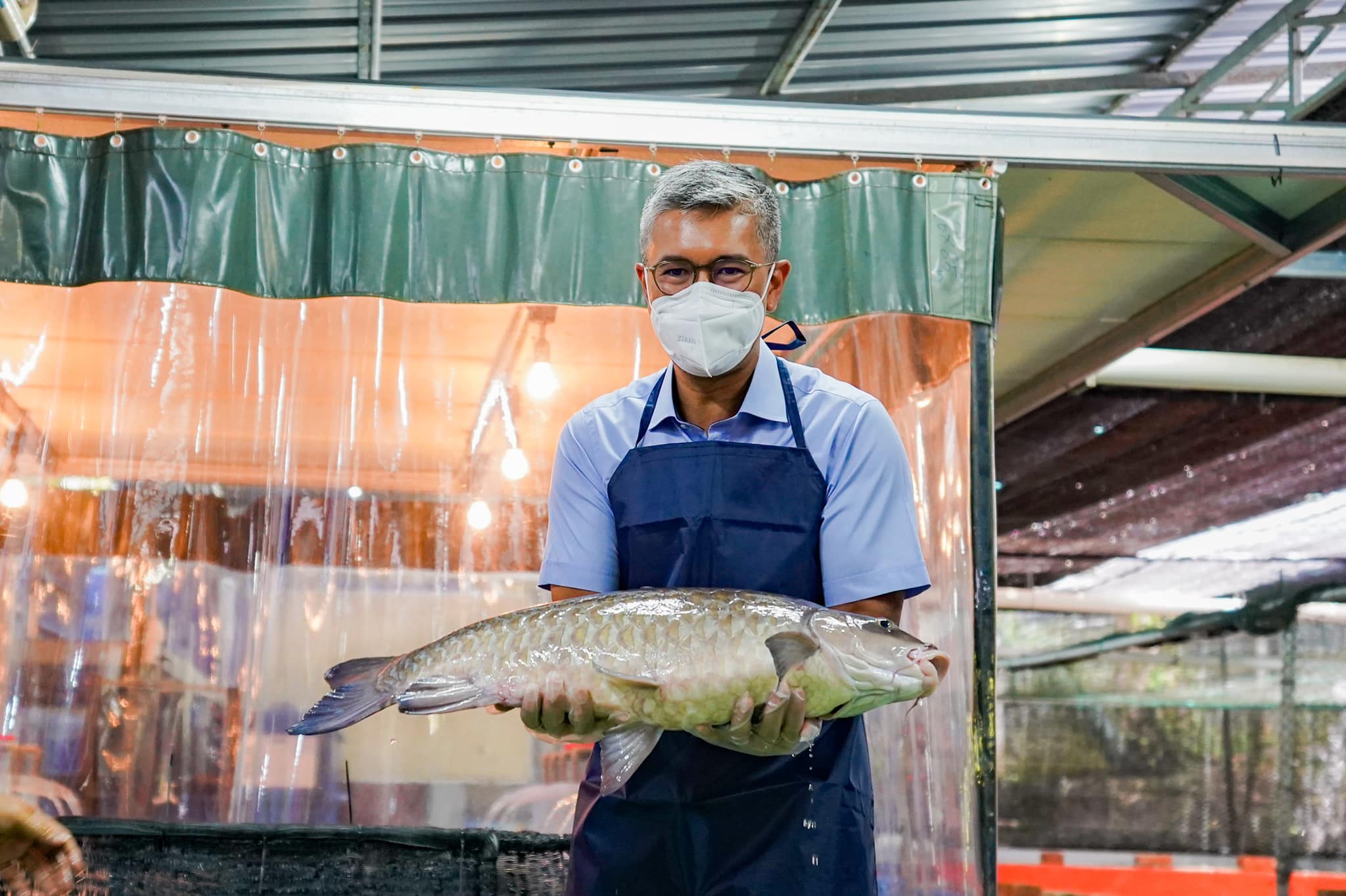 国：出口至海外，财长视察古来养殖鱼公司发展成果