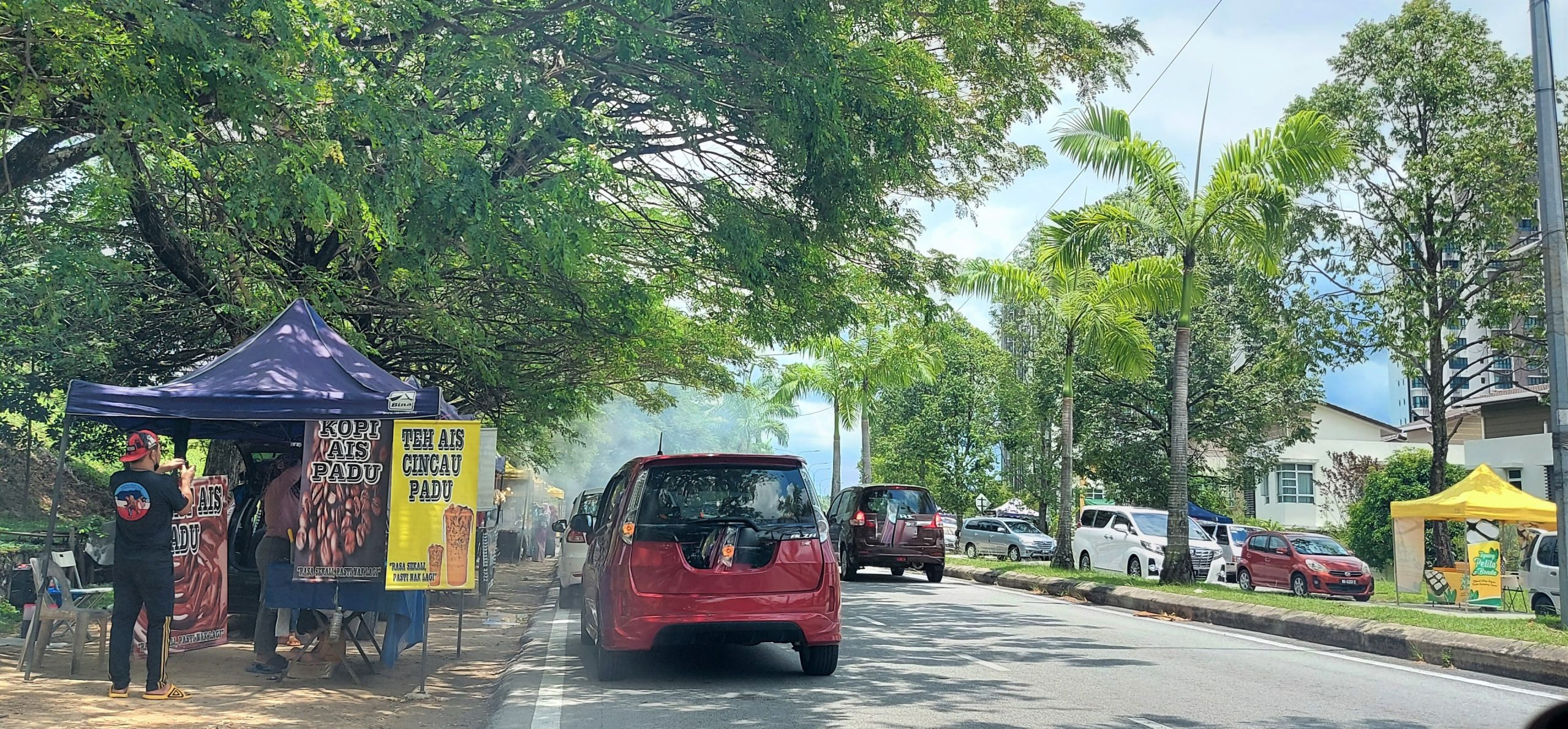 大都会/MPKJ设18地点让非法小贩合法化/3图