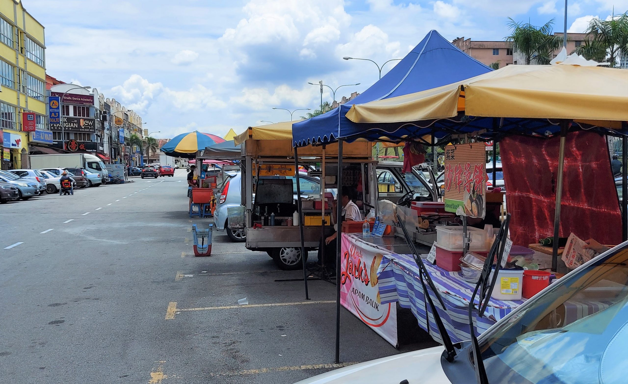 大都会/MPKJ设18地点让非法小贩合法化/3图