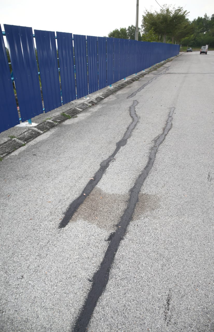 大霹雳时事焦点/山坡施工建屋道路现裂缝 发展商:正常现象无需担心