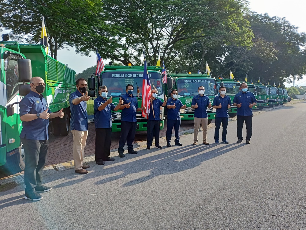 大霹雳时事焦点/怡市长:收集垃圾服务9月20日起恢复 每周三次变二次为期一个月
