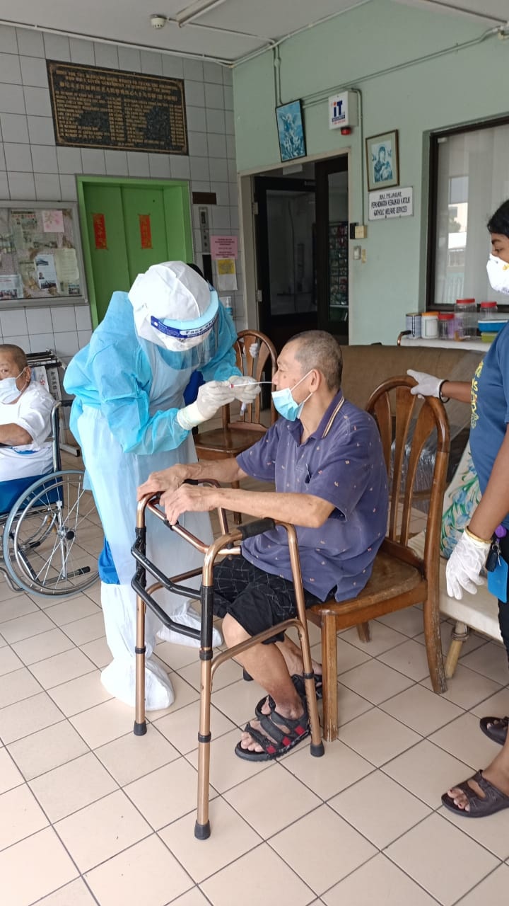 大霹雳时事焦点/怡狮尾老人院爆发感染群 26老人确诊冠病