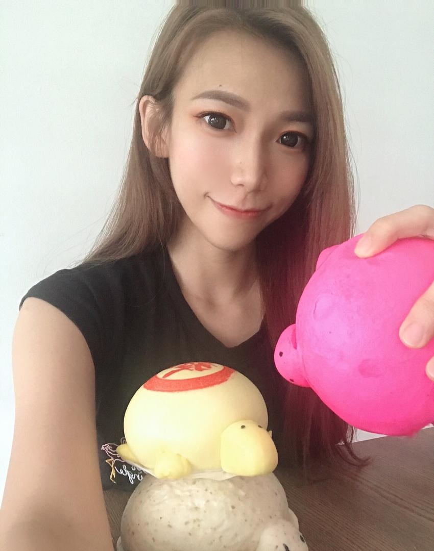 大霹雳时事焦点/红龟包档多未开 网上先跑热卖