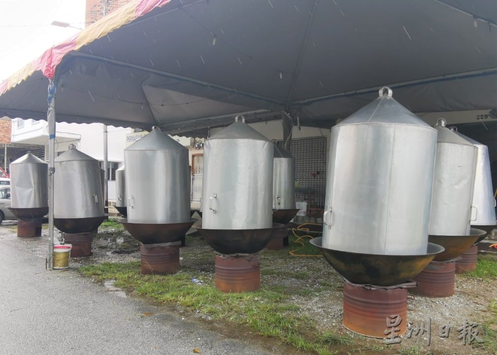 大霹雳时事焦点/红龟包档多未开 网上先跑热卖