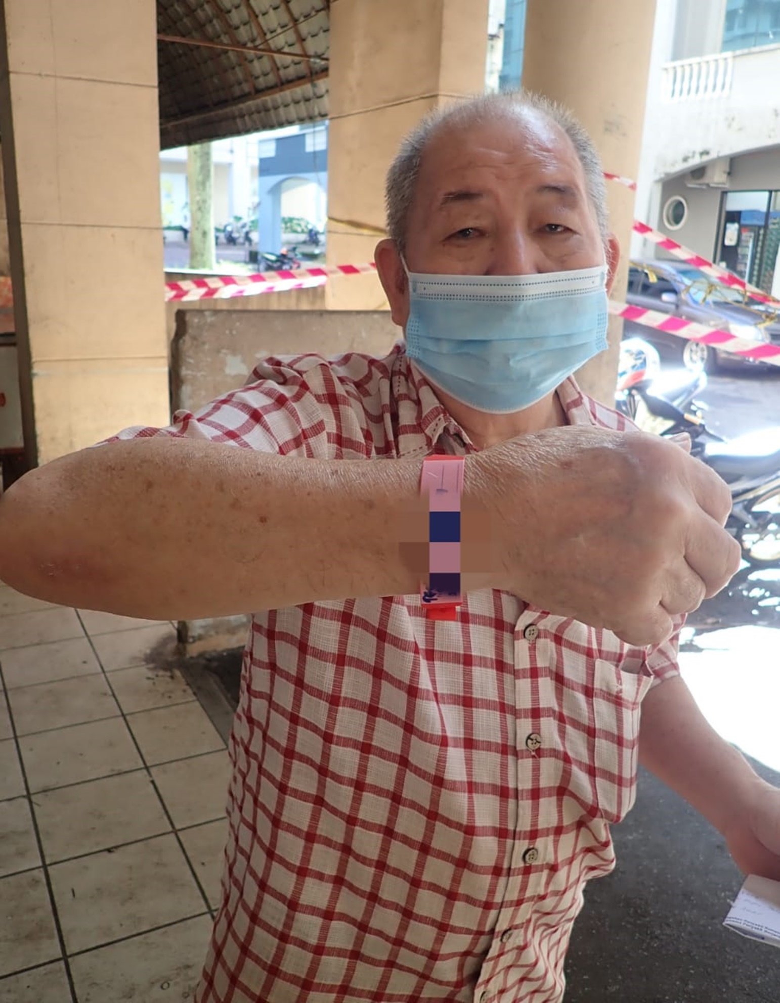 太平及新板巴刹 逾300小贩筛检 4人确诊