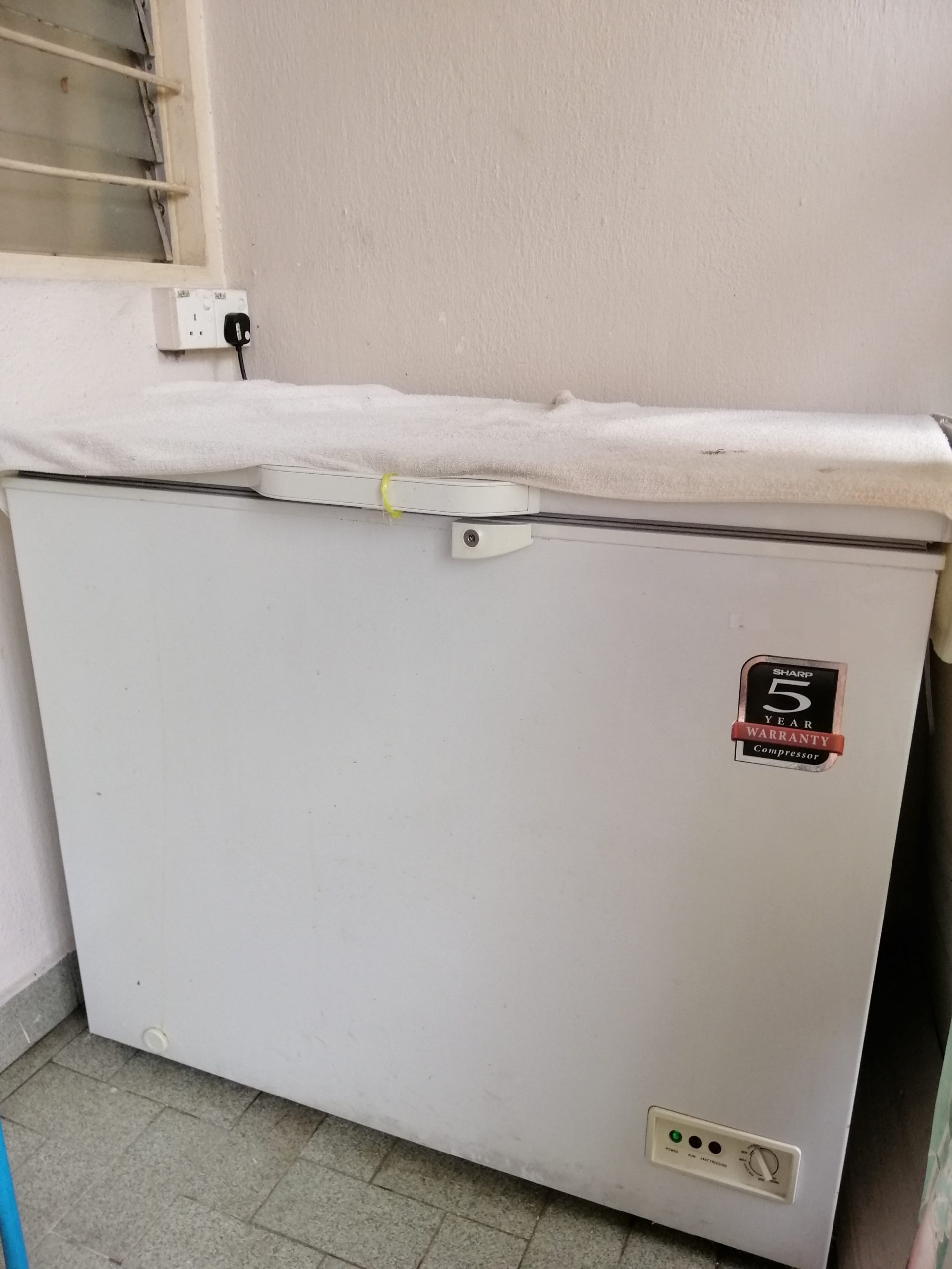 封面-大都会-民众大量采买食品,导致冰箱爆满/8图