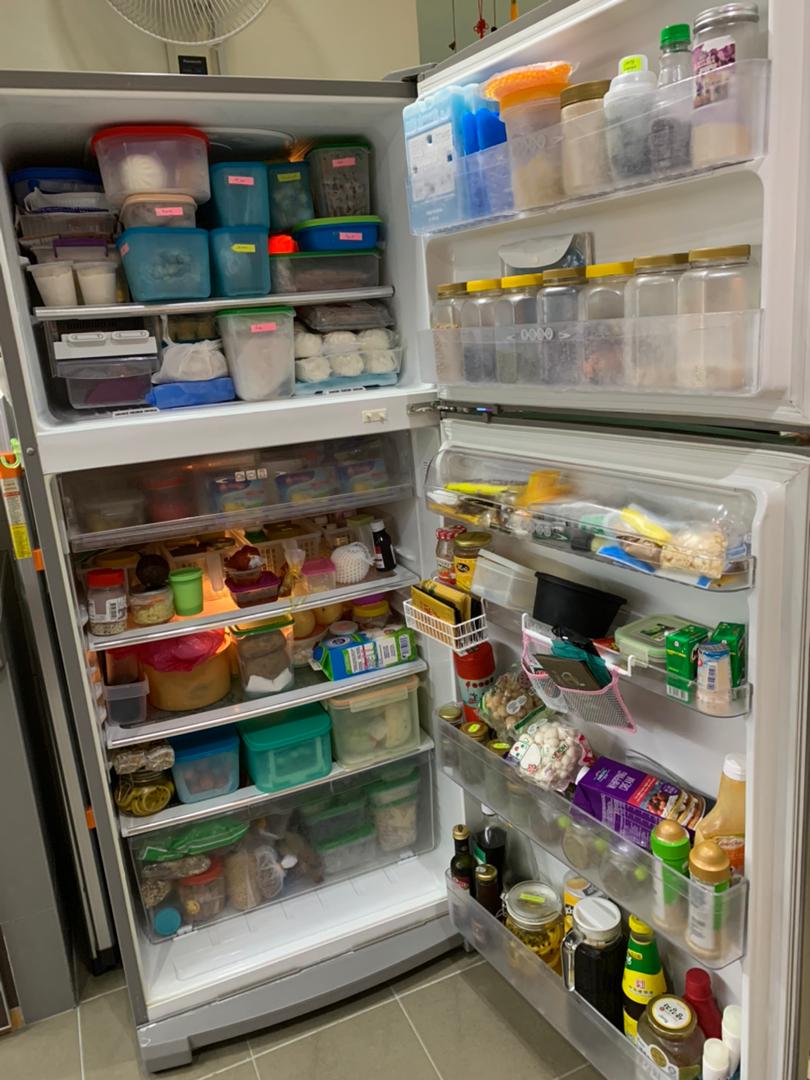 封面-大都会-民众大量采买食品,导致冰箱爆满/8图