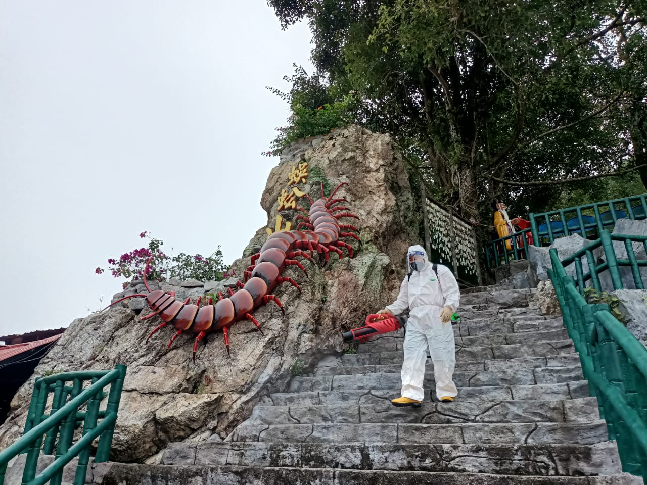封面副文/NS芙蓉/做好消毒了,蜈蚣山天师宫明正式重开