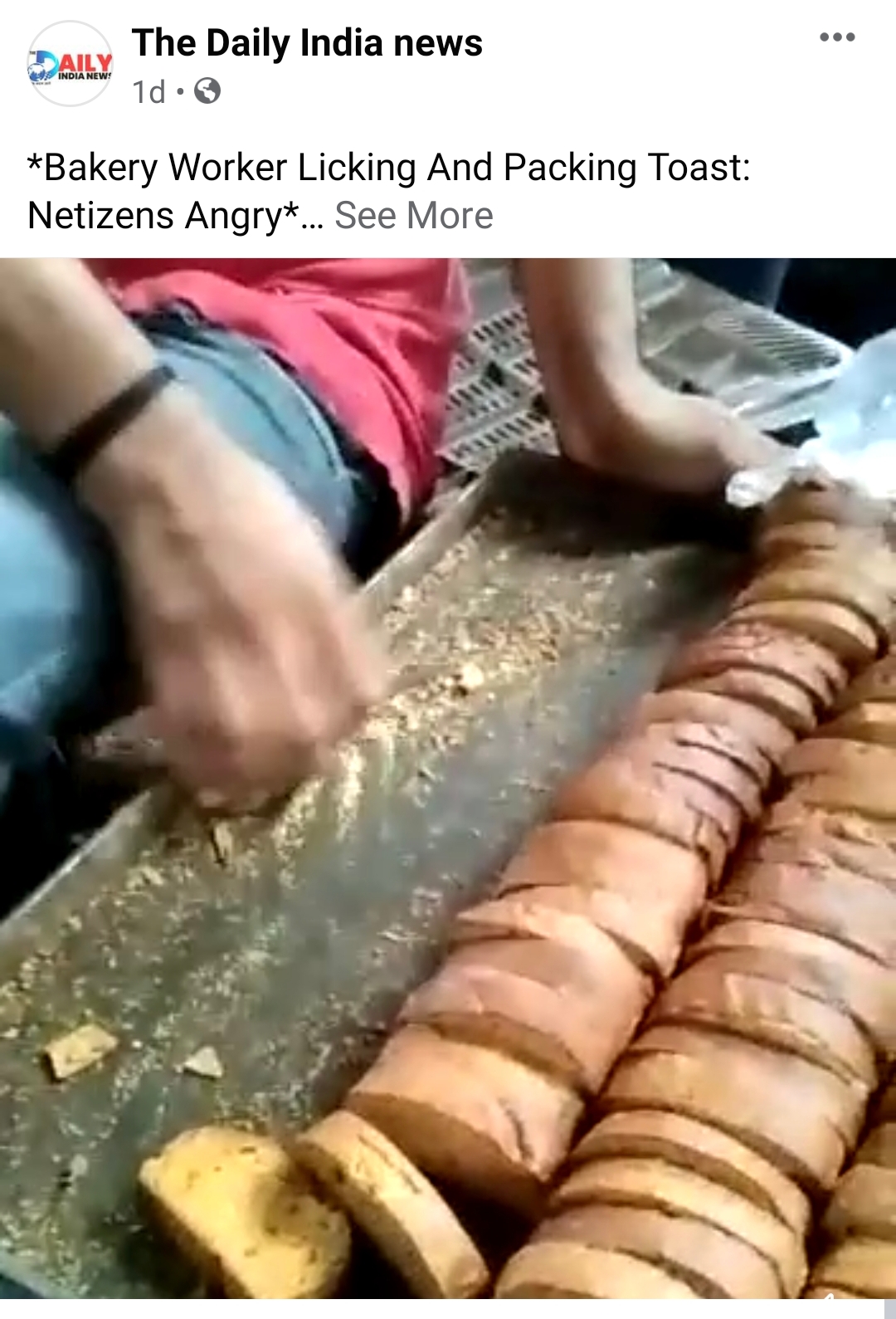 已签发∕（全国求真）员工踩舔面包恶心事件发生在印度