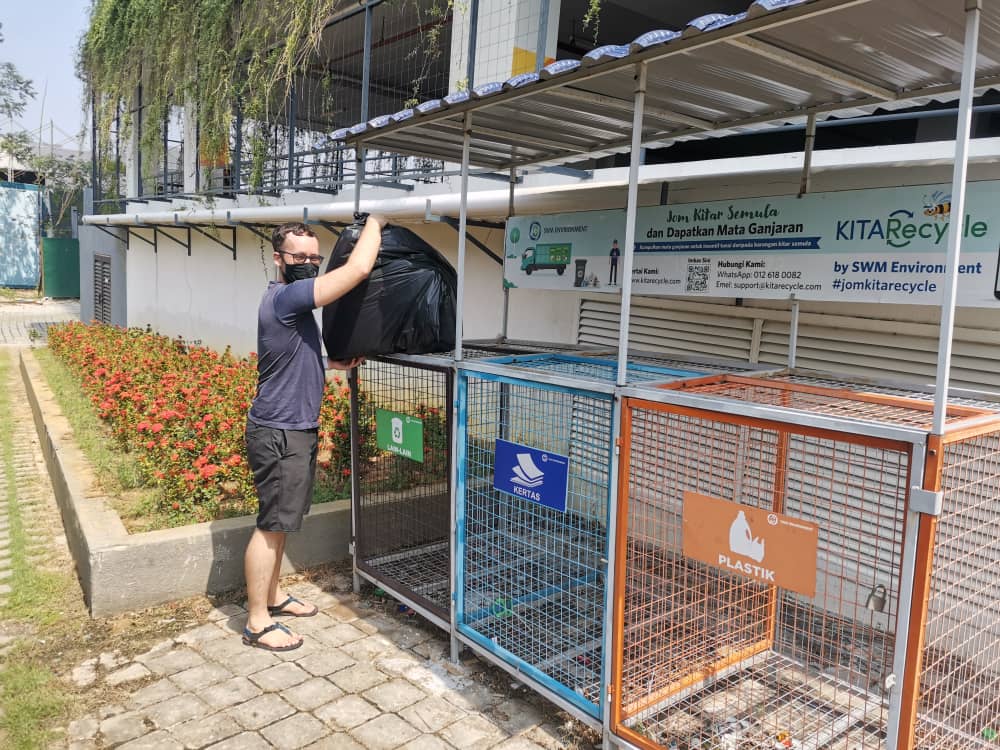 【特稿】:疫情新常态网购外卖盛环境负担却大 尽力减少“必要之恶”很迫切