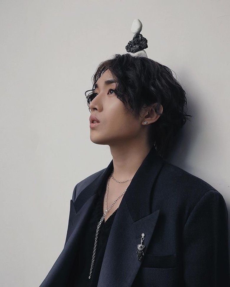 张学友MIRROR歌迷掀骂战‧姜涛深夜诉苦:我只是被比较的标签