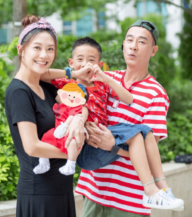 想看Jasper结婚生子．陈小春心愿惹网泪奔