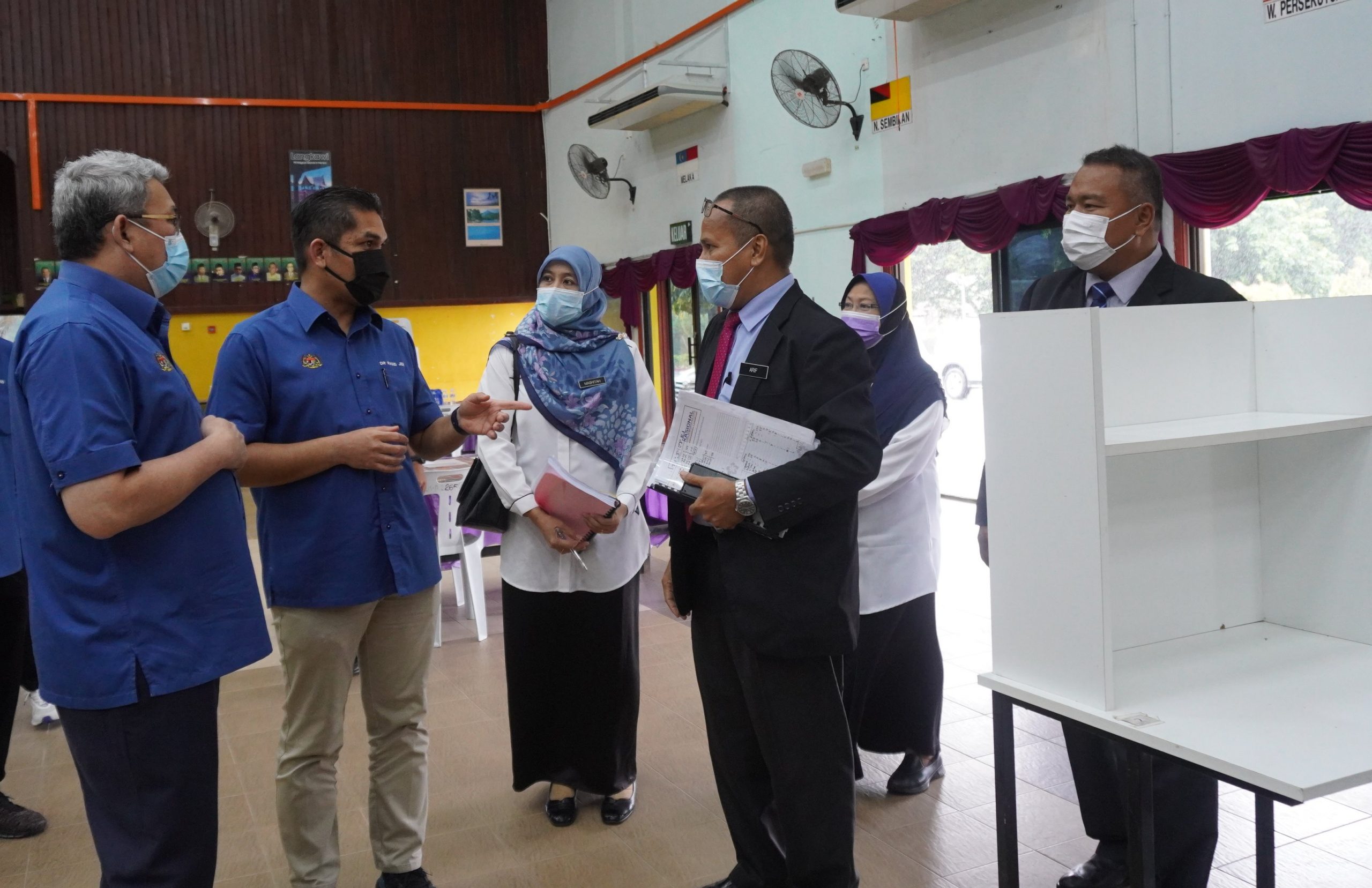 教长：MKN准第一阶段州·中六第二学期生1010回校