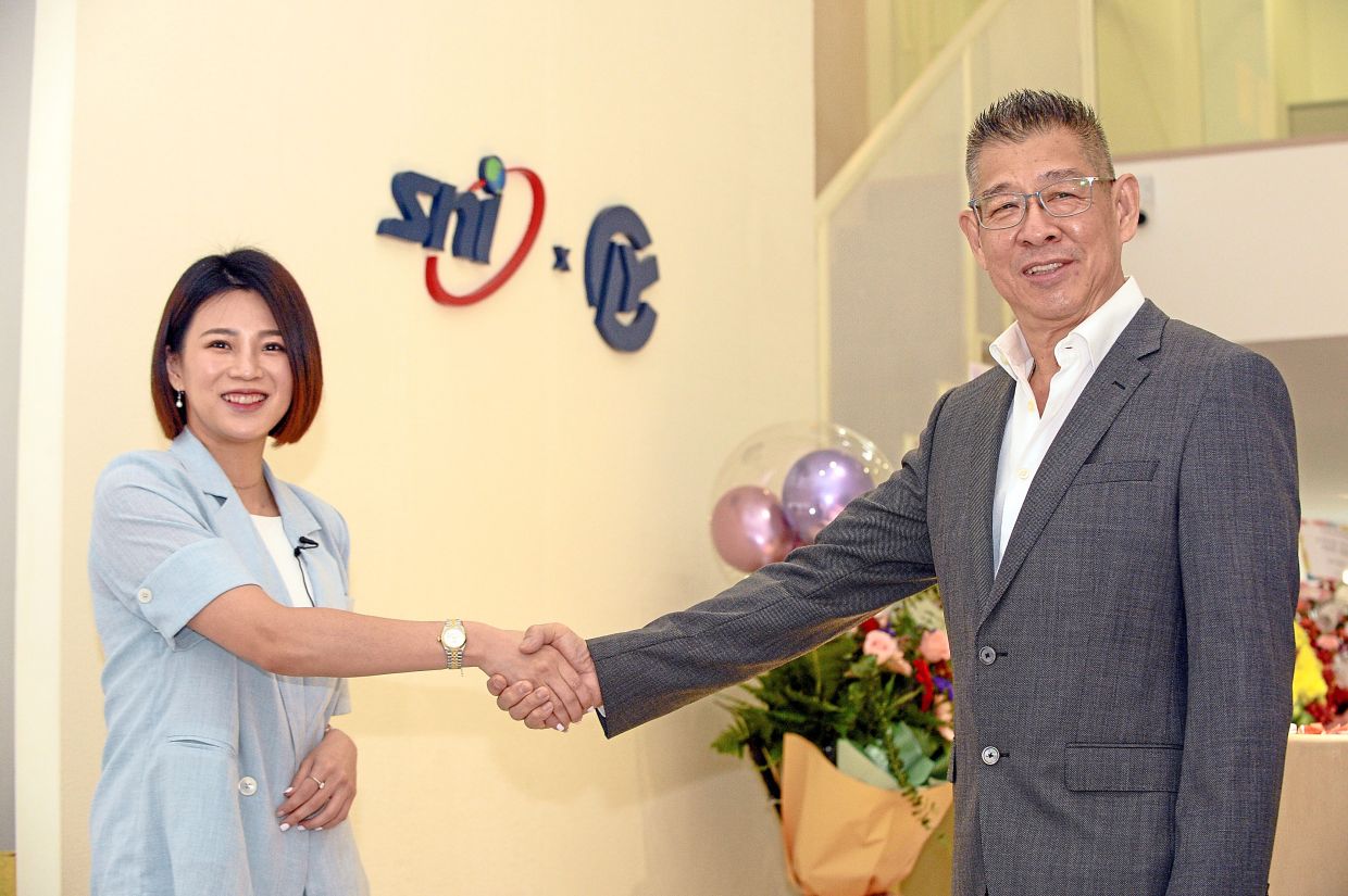 晋升4项生意老板忙忙忙 柳莹重心仍在羽球