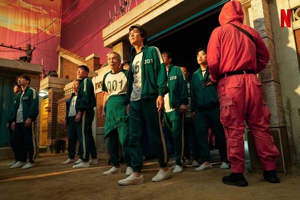 晒2年前就撞衣鱿鱼游戏‧陈怡蓉被调侃“拿几亿”	