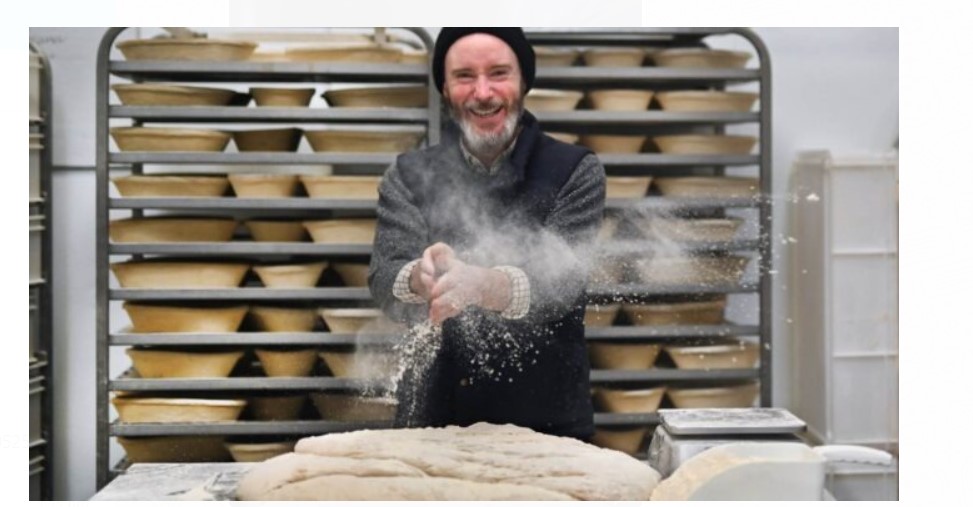 暖势力 前科犯受训成面包师 重新融入社会