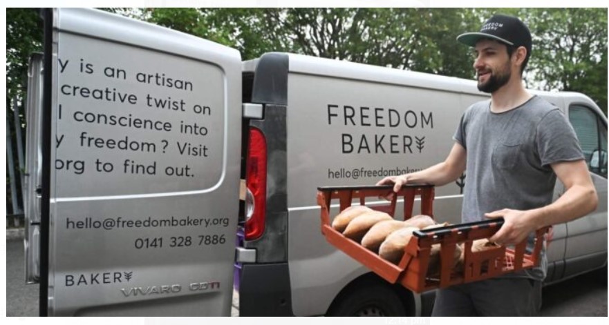 暖势力 前科犯受训成面包师 重新融入社会